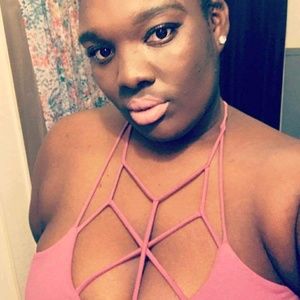 Meet your Posher, Daezharia